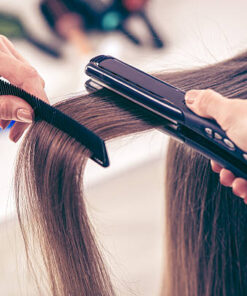 Salon Courses for students entering into the hair and beauty industry. Expert advice and hands on training.